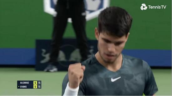 室外球场与 室外球场与