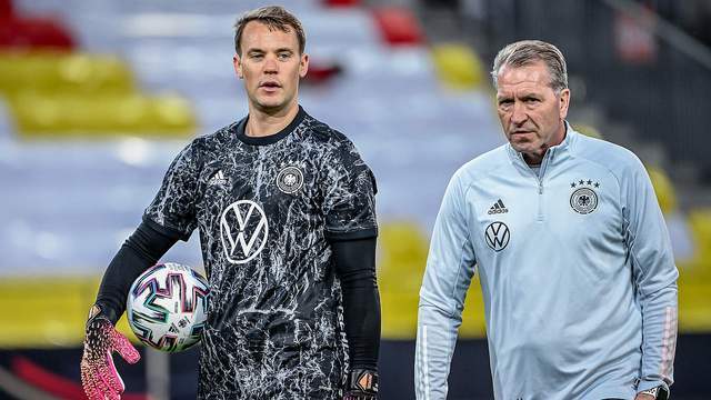 各国选手提 各国选手提