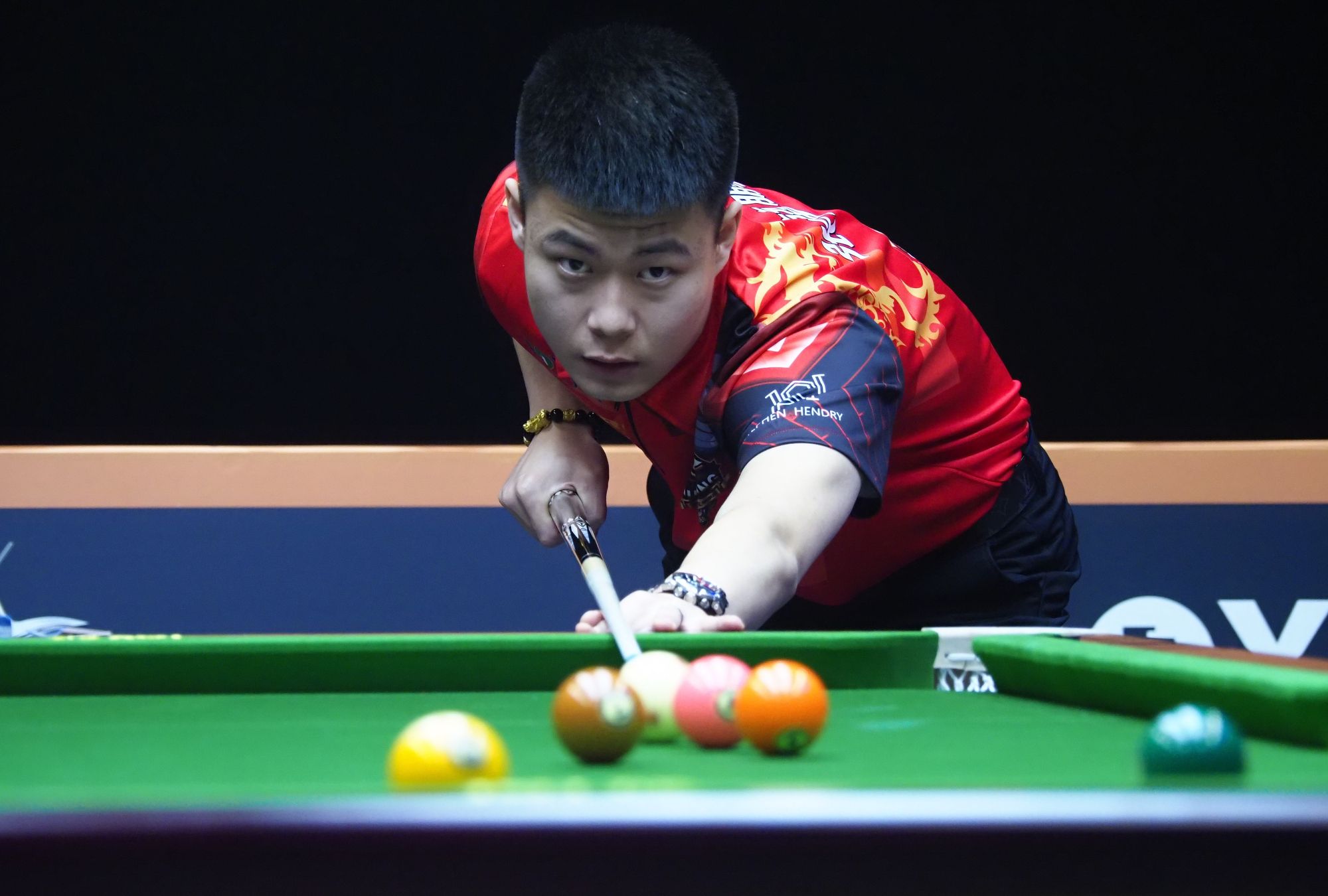 蒙上了不确 蒙上了不确